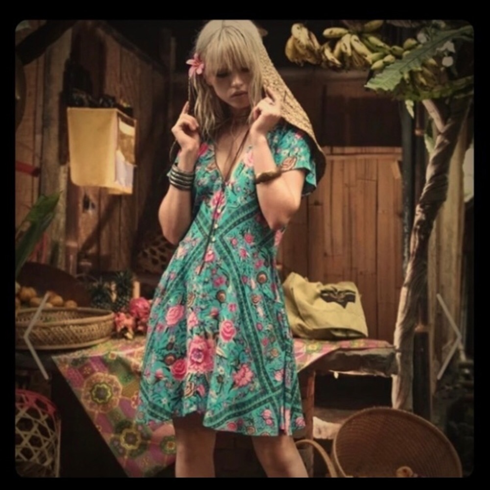 ISO Bubushka Spell & The Gypsy turquoise mini